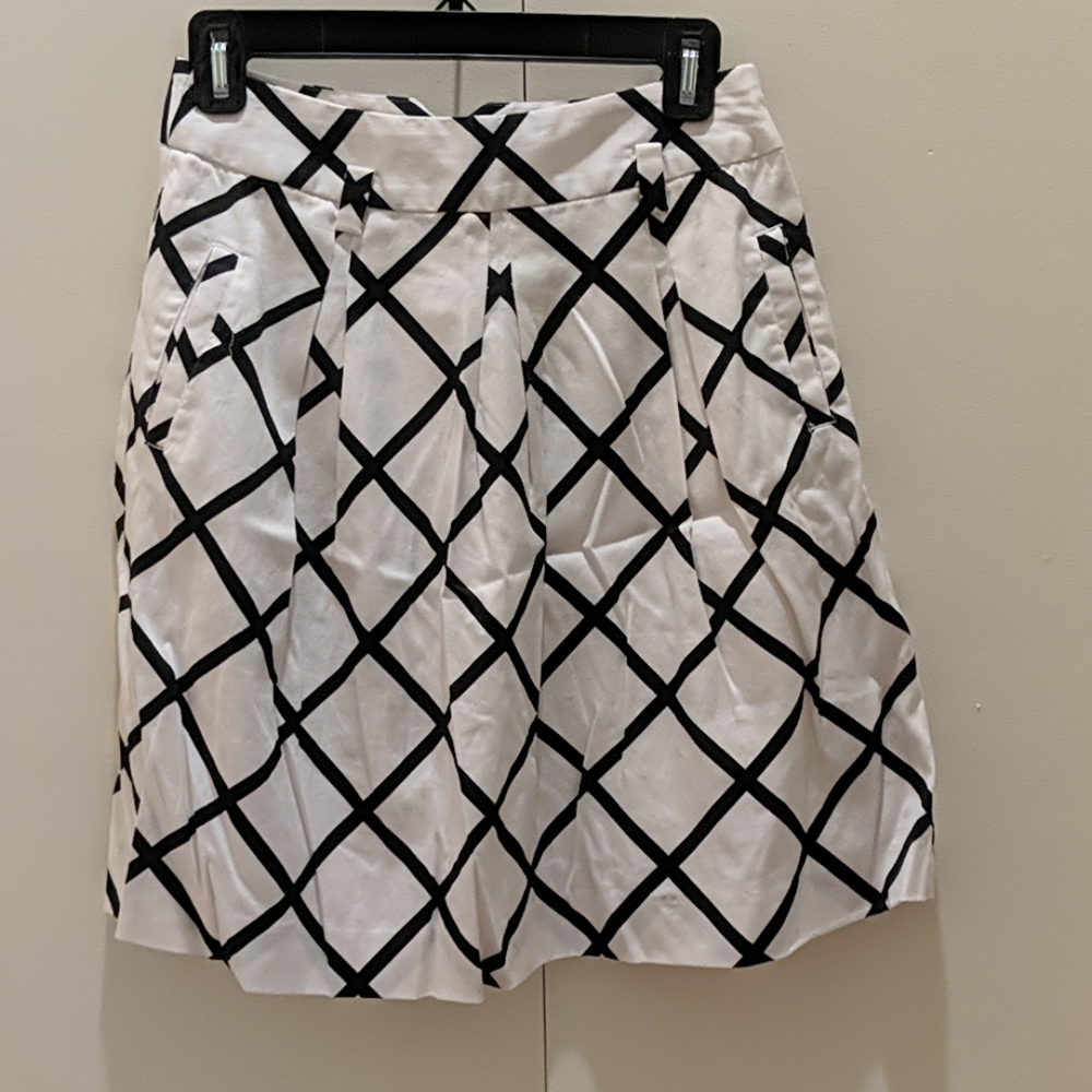Inc black and white skirt
